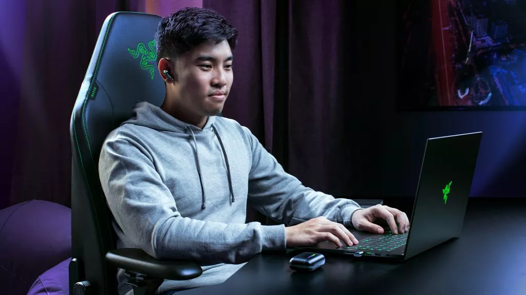 The Razer Hammerhead V3 HyperSpeed allows for multi-platform connectivity