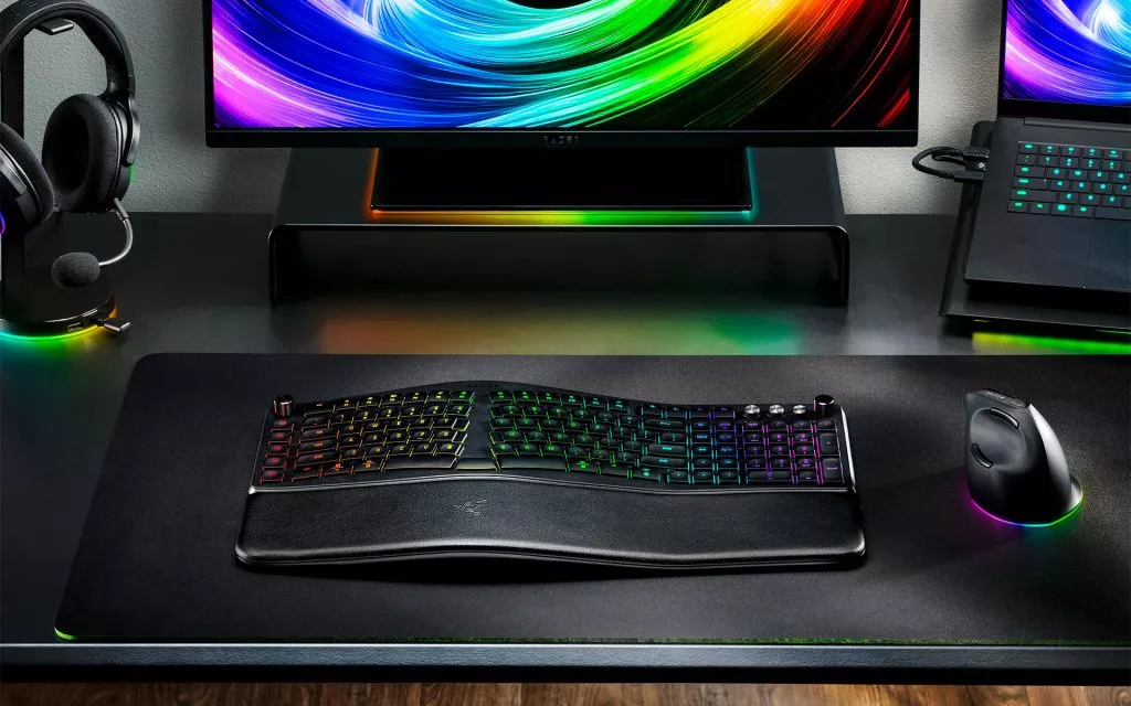 What Makes an Ergonomic Keyboard Comfortable for Work and Play? Razer Pro Type Ergo
