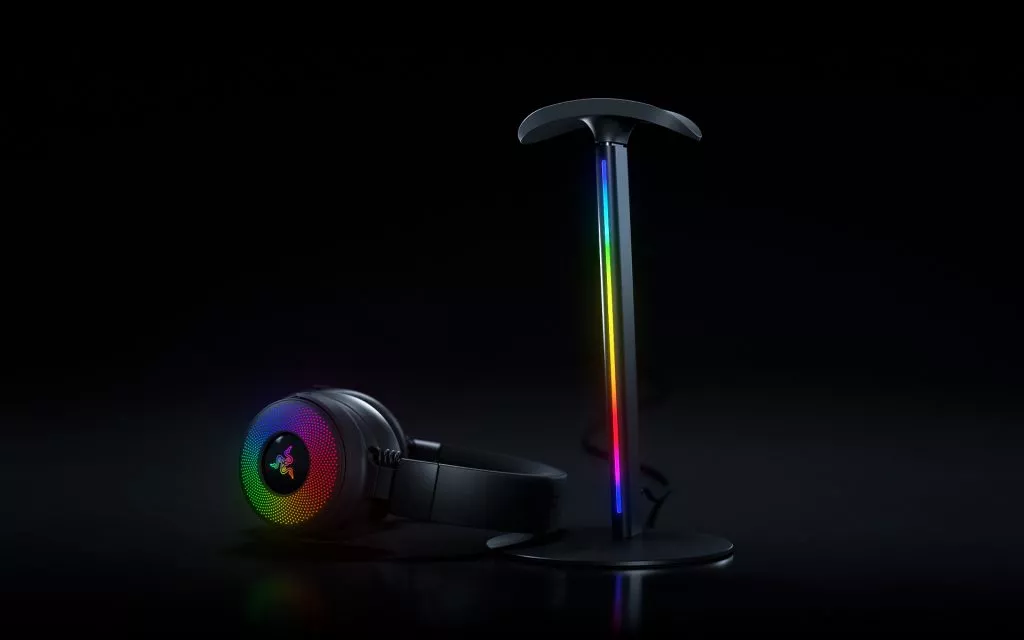 Razer Base Station V3 Chroma: Lift Your Headset, Launch Your Setup