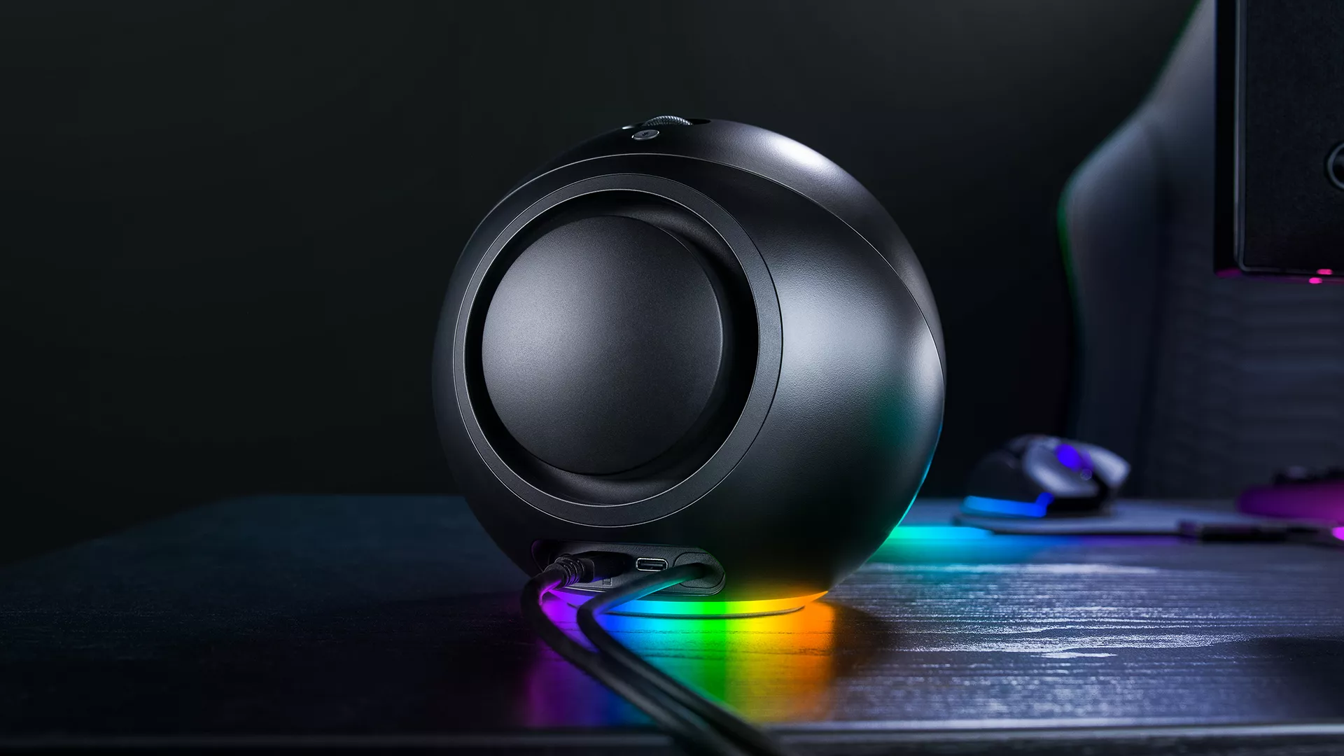 Razer Mako X: Compact Design, Expansive Sound