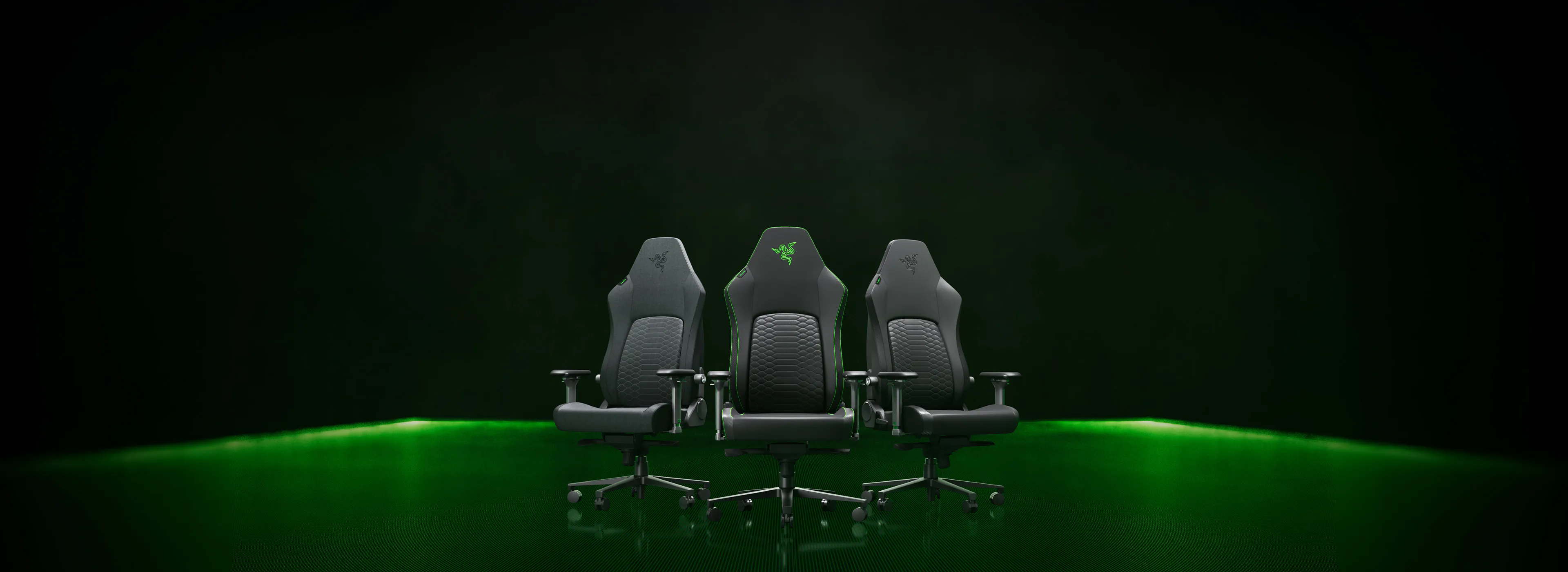razer 公式ポスター ?media_id=2288748264629920
