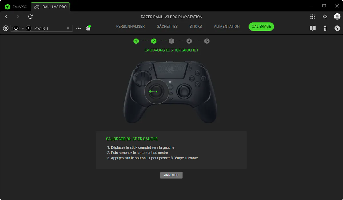 Screenshot of a software interface for Calibrating a PlayStation controller stick, with French instructions and a visual of the controller.