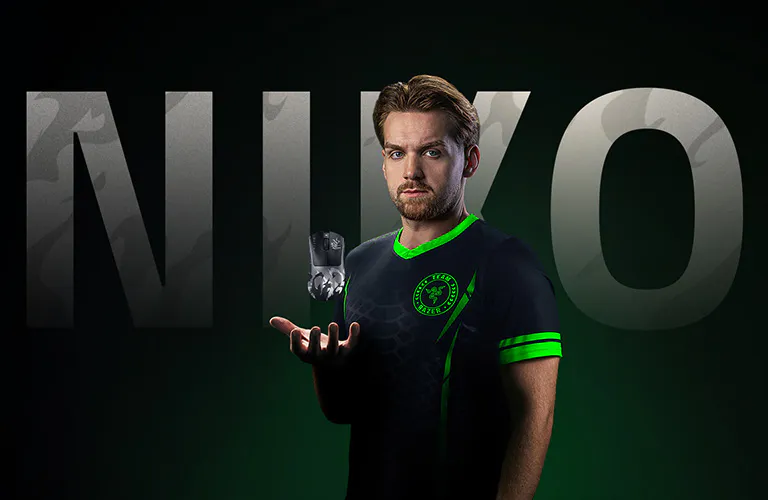 Razer DeathAdder V4 Pro NiKo Edition エルゴノミックゲーミング