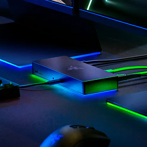 Razer 配件: Razer gaming 配件, including stands and chargers