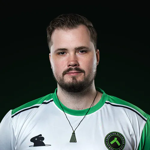 Headshot of Hakis