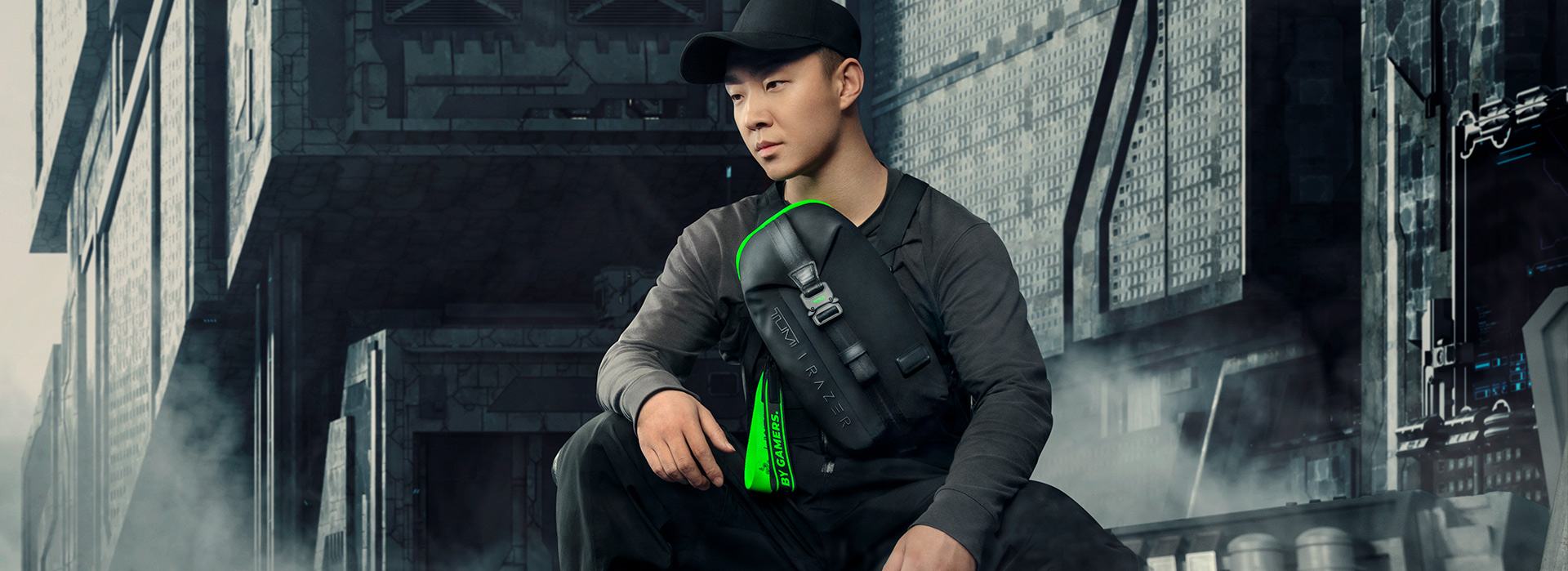 TUMI | Razer コレクション | トラベルバッグ、バックパック、スリング