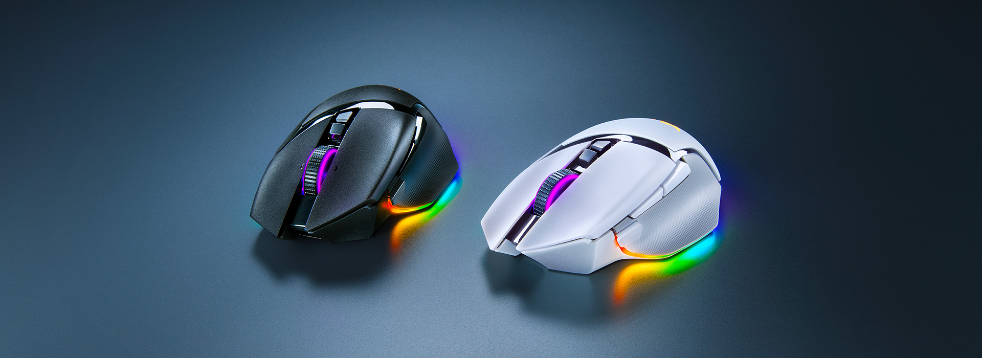 高度なカスタマイズが可能なワイヤレス RGB ゲーミングマウス - Razer