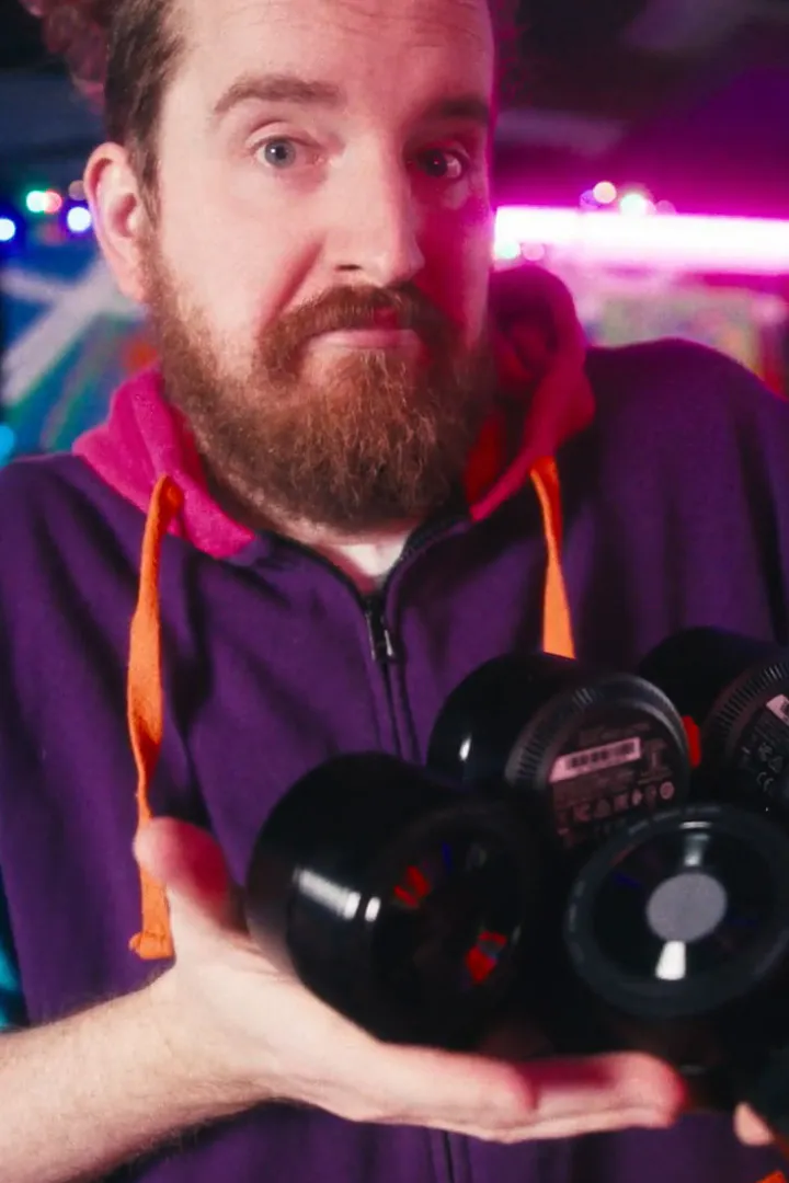 Headshot of @EposVox