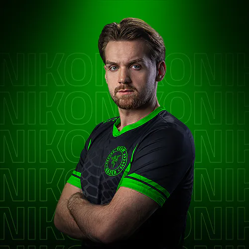 Headshot of NiKo