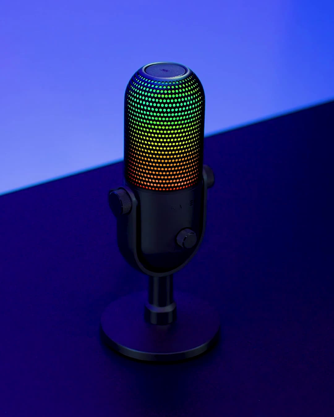 Pro RGB USB Microphone with Tap-to-Mute - Razer Seiren V3 Chroma